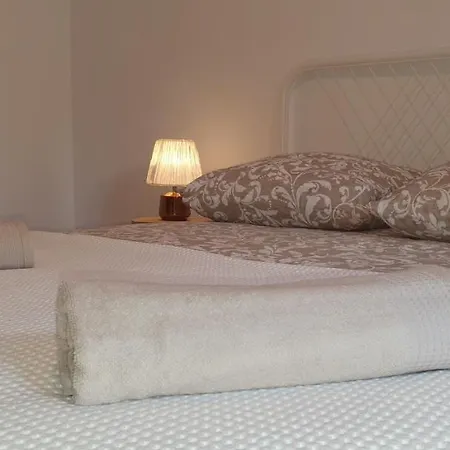 Apartment Santocha : En Plein Coeur De ! *
